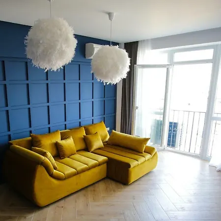 Ale's In The Center * Bucharest