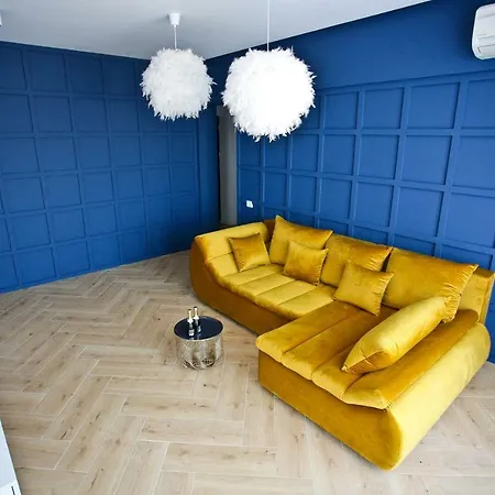 Ale's In The Center בוקרשט